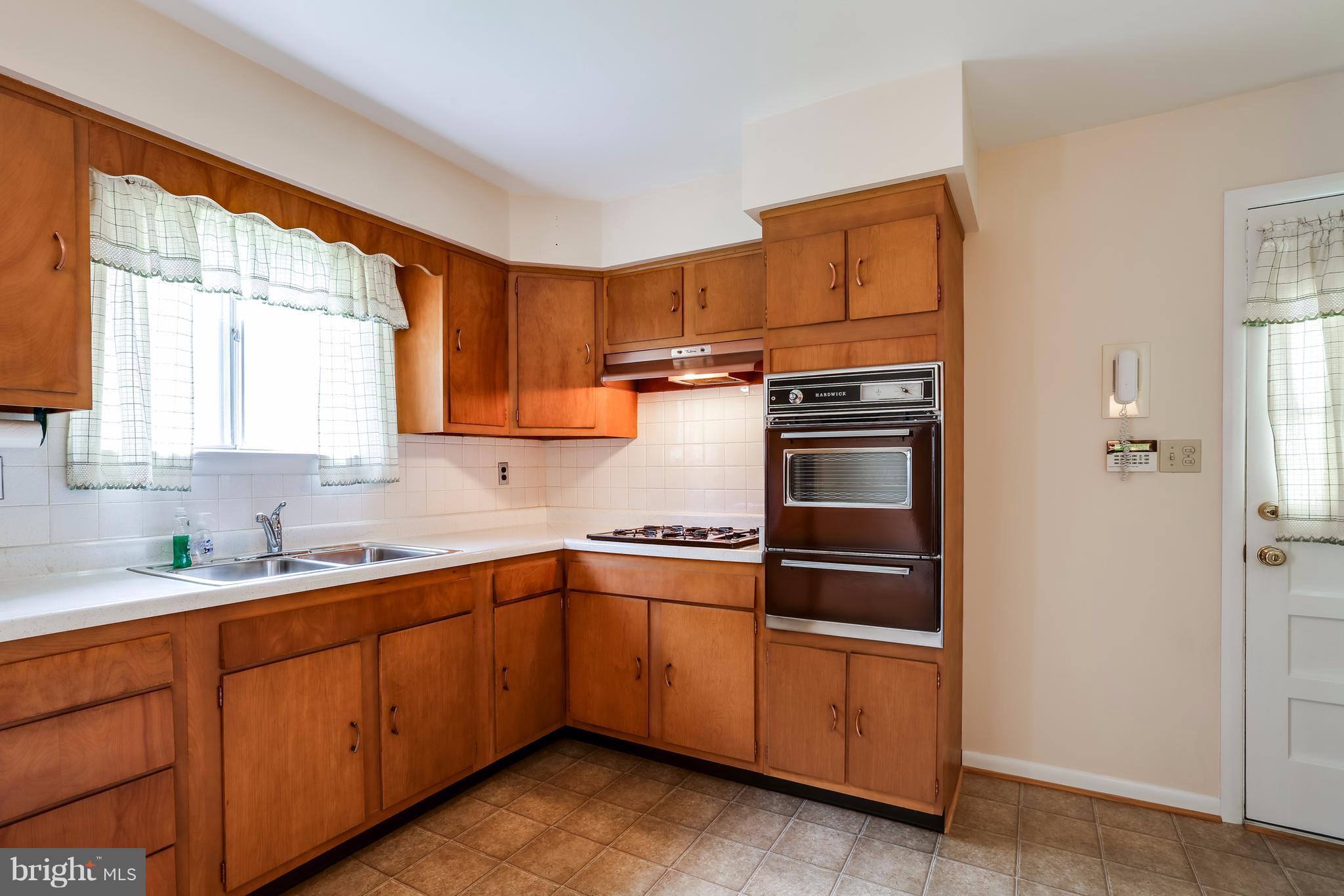 3813 Offutt Road Randallstown, MD 21133 - Photo 12 of 27 Kitchen