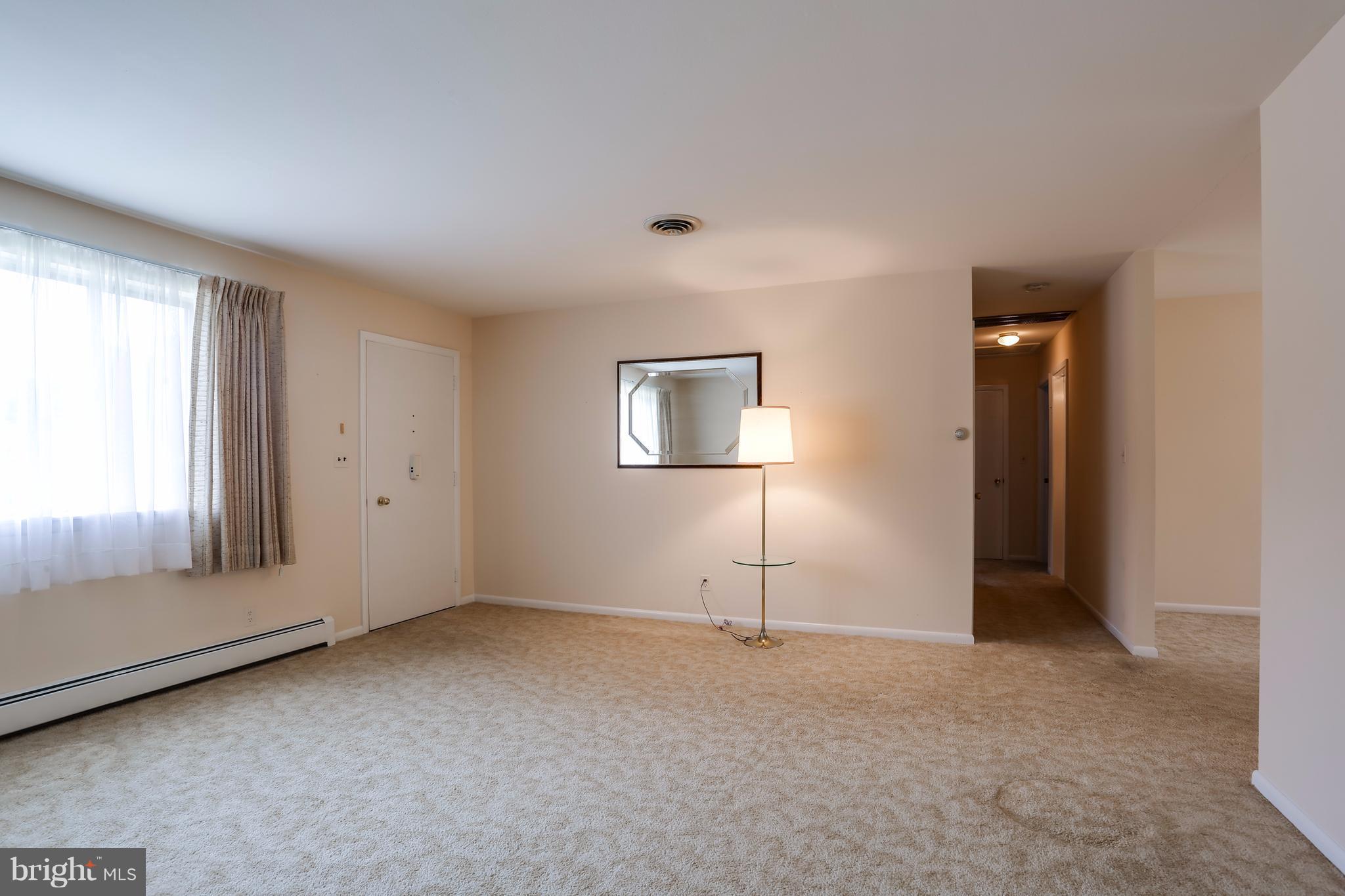 3813 Offutt Road Randallstown, MD 21133 - Photo 4 of 27 Living Room