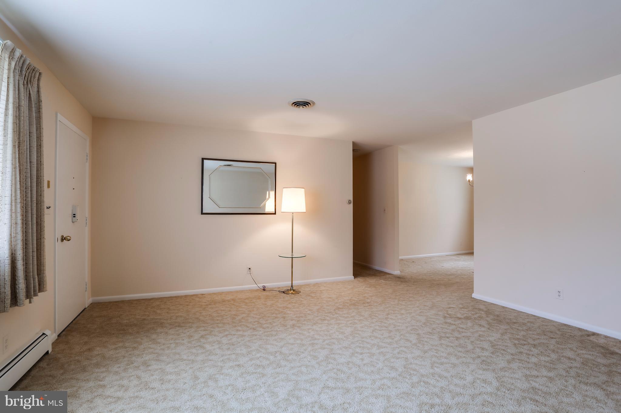 3813 Offutt Road Randallstown, MD 21133 - Photo 6 of 27 Living Room