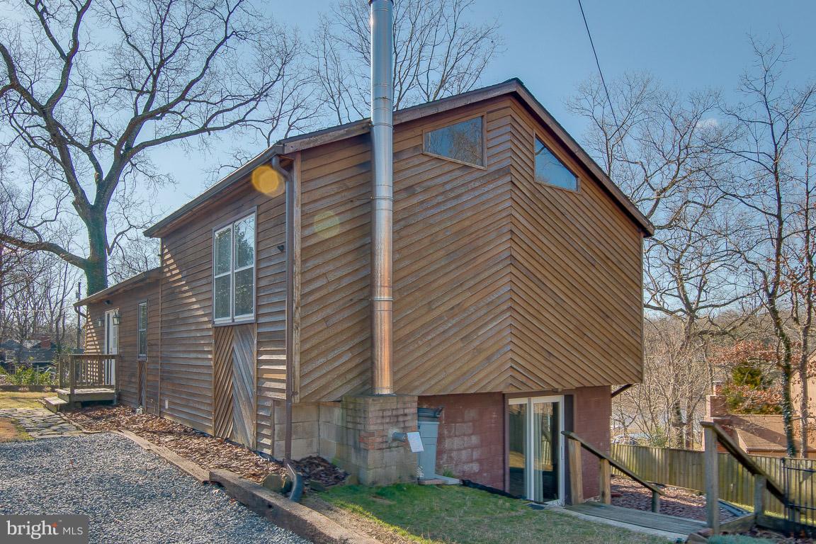 346 Ridge Road Pasadena, MD 21122 - Photo 2 of 40