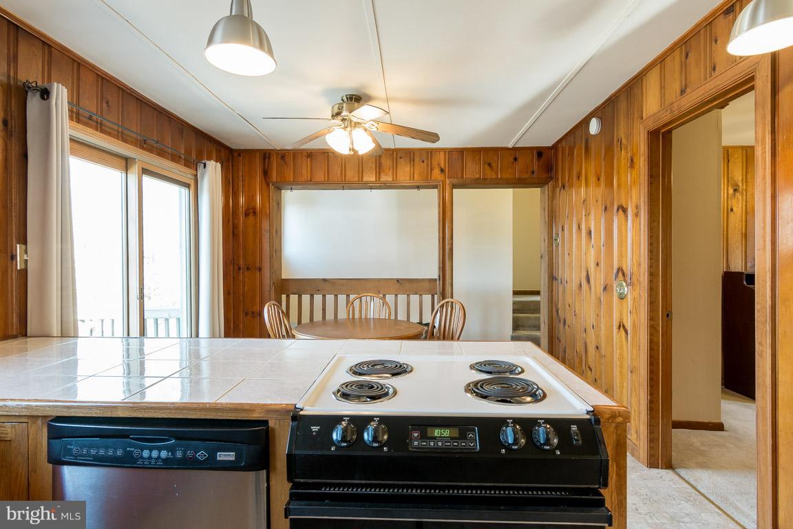346 Ridge Road Pasadena, MD 21122 - Photo 19 of 40