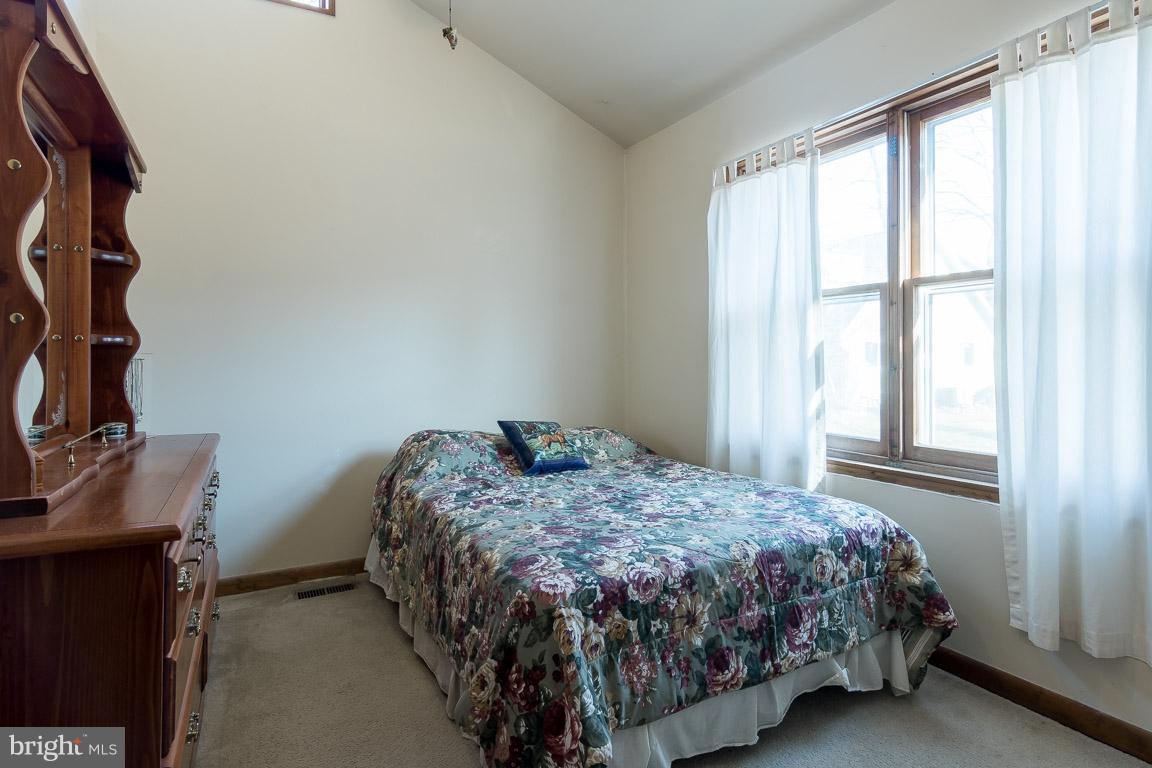 346 Ridge Road Pasadena, MD 21122 - Photo 26 of 40