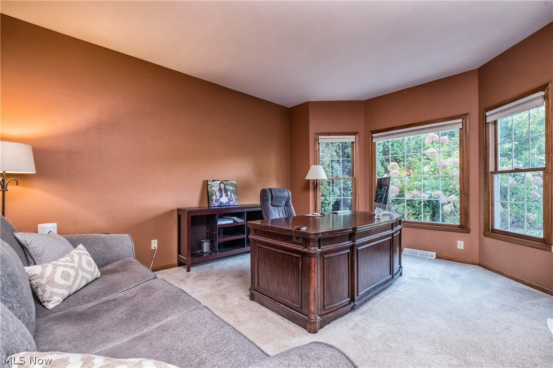 2977 Mill Ridge Circle Northwest Canton, OH 44708 - Photo 10 of 25 Gallery Image 10
