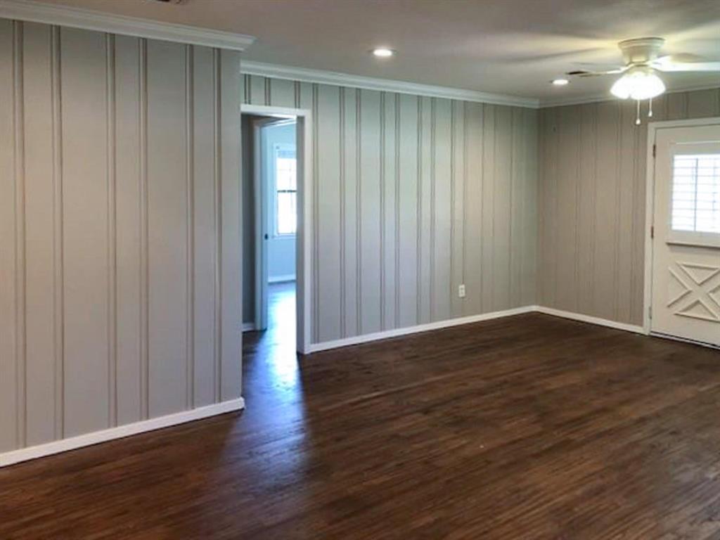 602 West 3rd Street Justin, TX 76247 - Photo 8 of 22