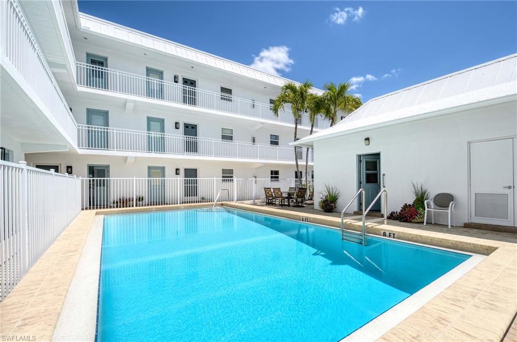 1021 3rd Street South, Unit 304 Naples, FL 34102 - Photo 3 of 24