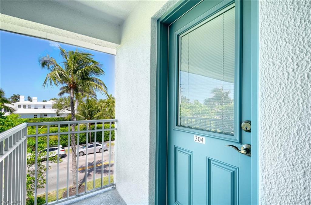 1021 3rd Street South, Unit 304 Naples, FL 34102 - Photo 4 of 24
