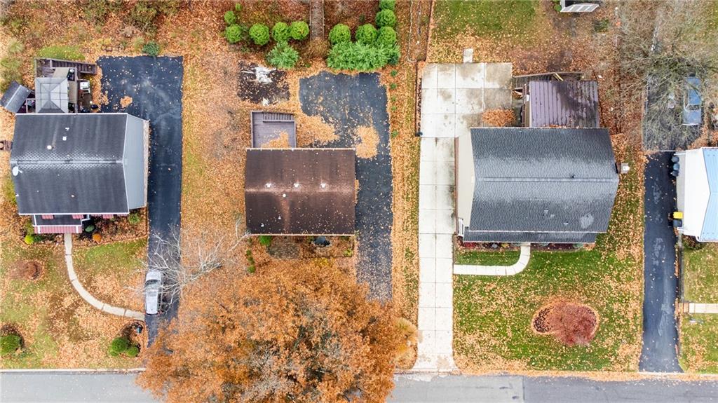 1069 Highfield Road Bethel Park, PA 15102 - Photo 37 of 41