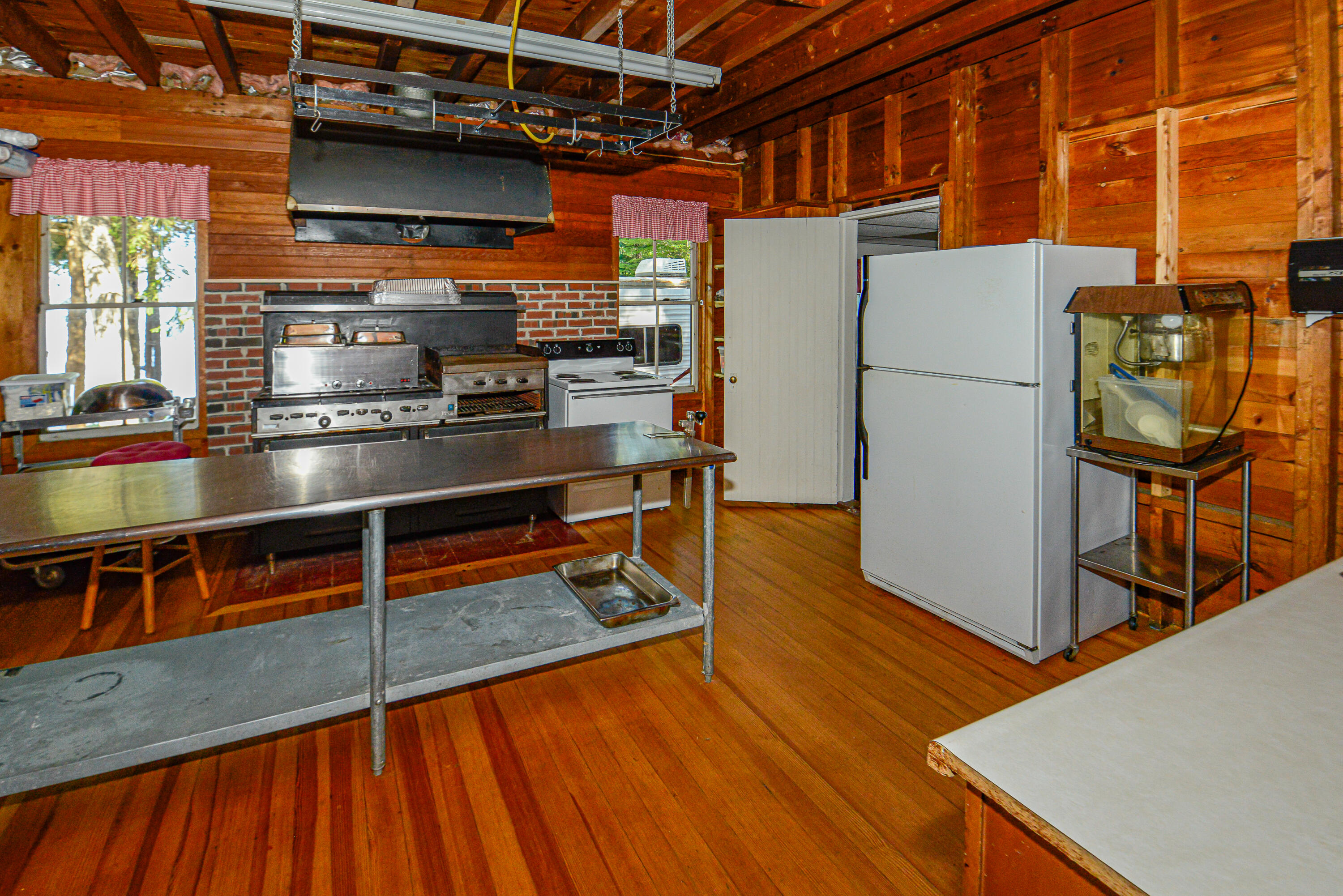 8 North Road Naples, ME 04055 - Photo 33 of 49 Lodge