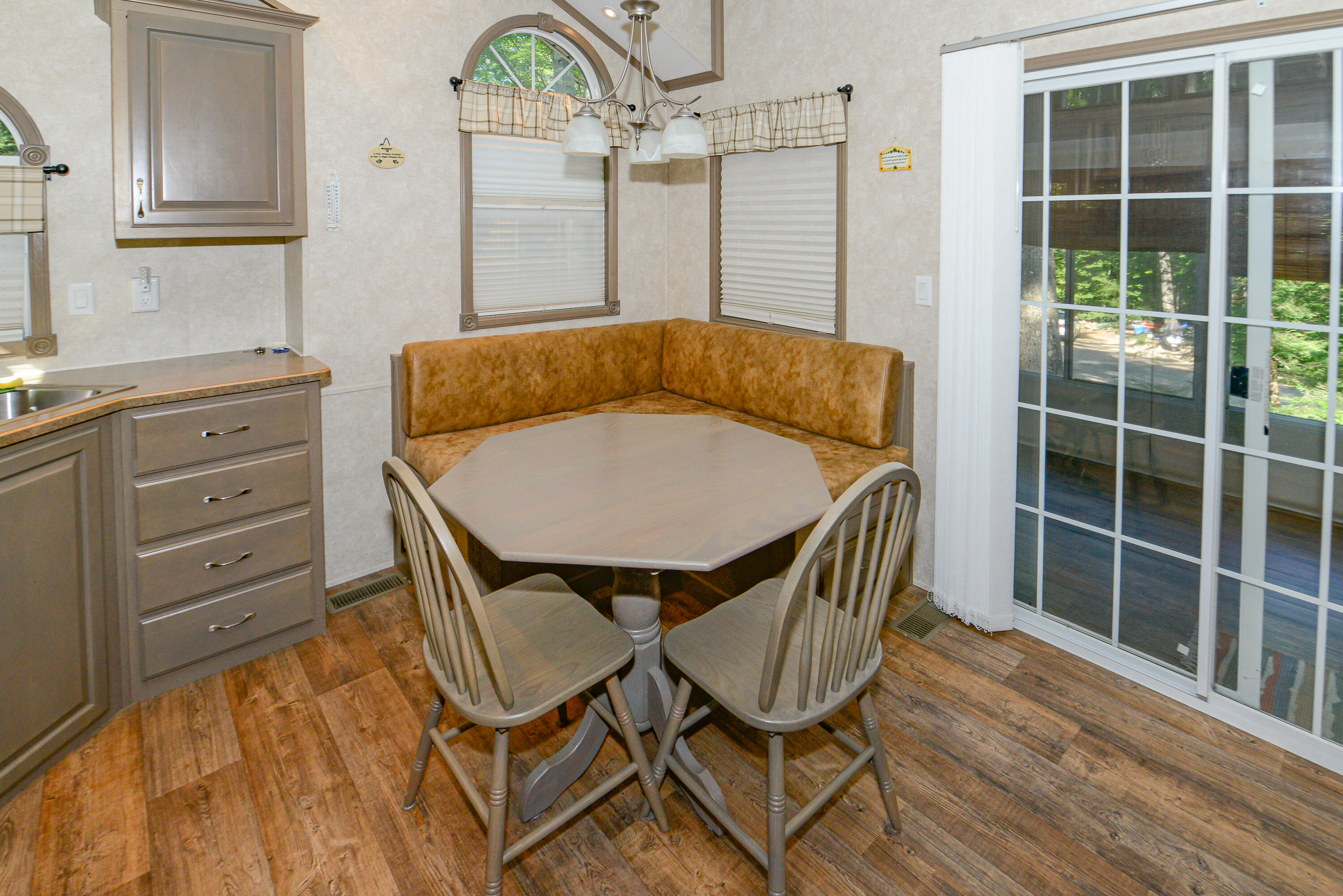 8 North Road Naples, ME 04055 - Photo 10 of 49 Dining Area