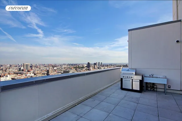 $995,000 | 321 West 110th Street, Unit 17B | Harlem