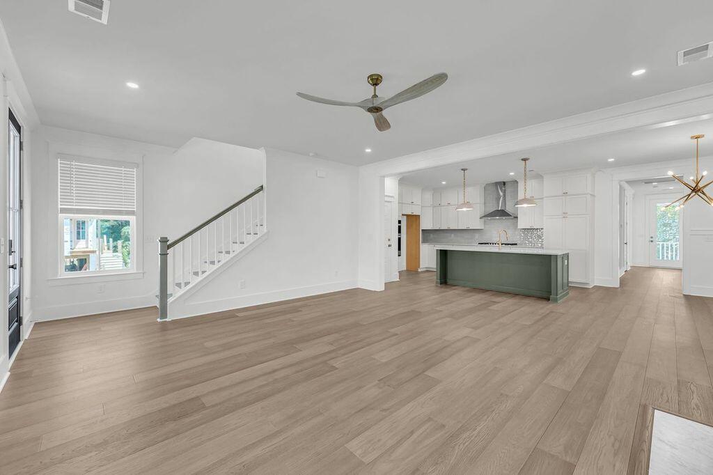 722 Minton Road Charleston, SC 29412 - Photo 6 of 35 Entry Living 3