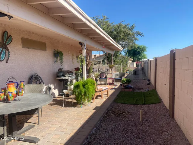 a view of outdoor space yard and patio