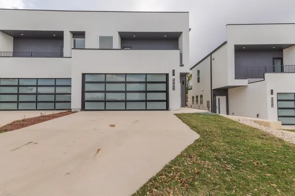 $2,150 | 21515 A Patton Avenue, Unit 2, Lago Vista, TX 78645