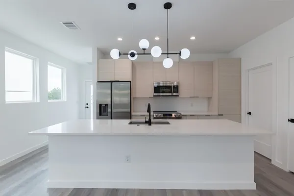 $2,150 | 21515 A Patton Avenue, Unit 2, Lago Vista, TX 78645