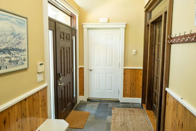 $1,100,000 | 17 A Boulder Ridge Drive, Unit A, West Dover, VT 05356