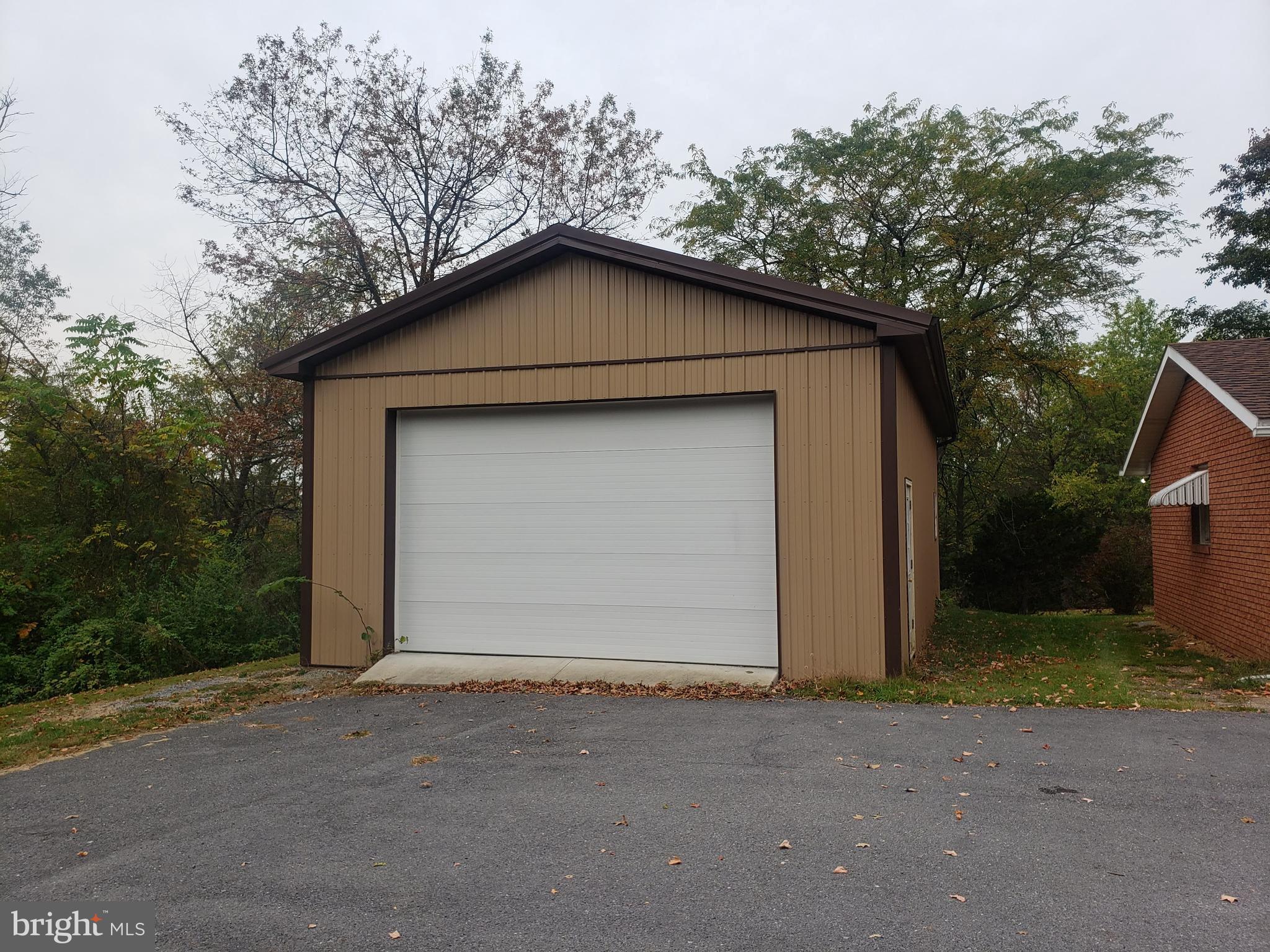 2841 Warm Spring Road Chambersburg, PA 17202 - Photo 10 of 23 Gallery Image 10