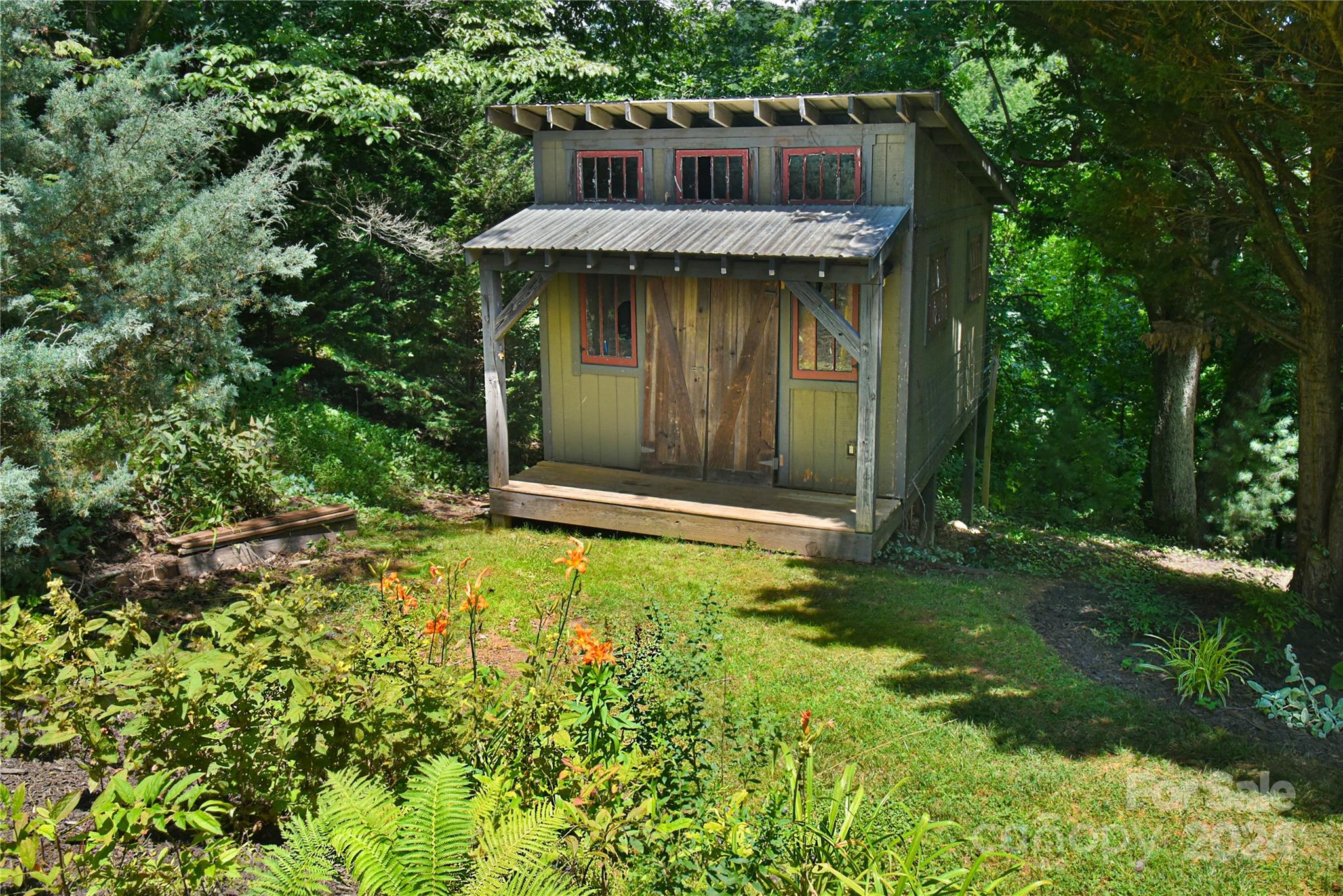210 East Oakview Road Asheville, NC 28806 - Photo 29 of 31 a view of outdoor space and yard