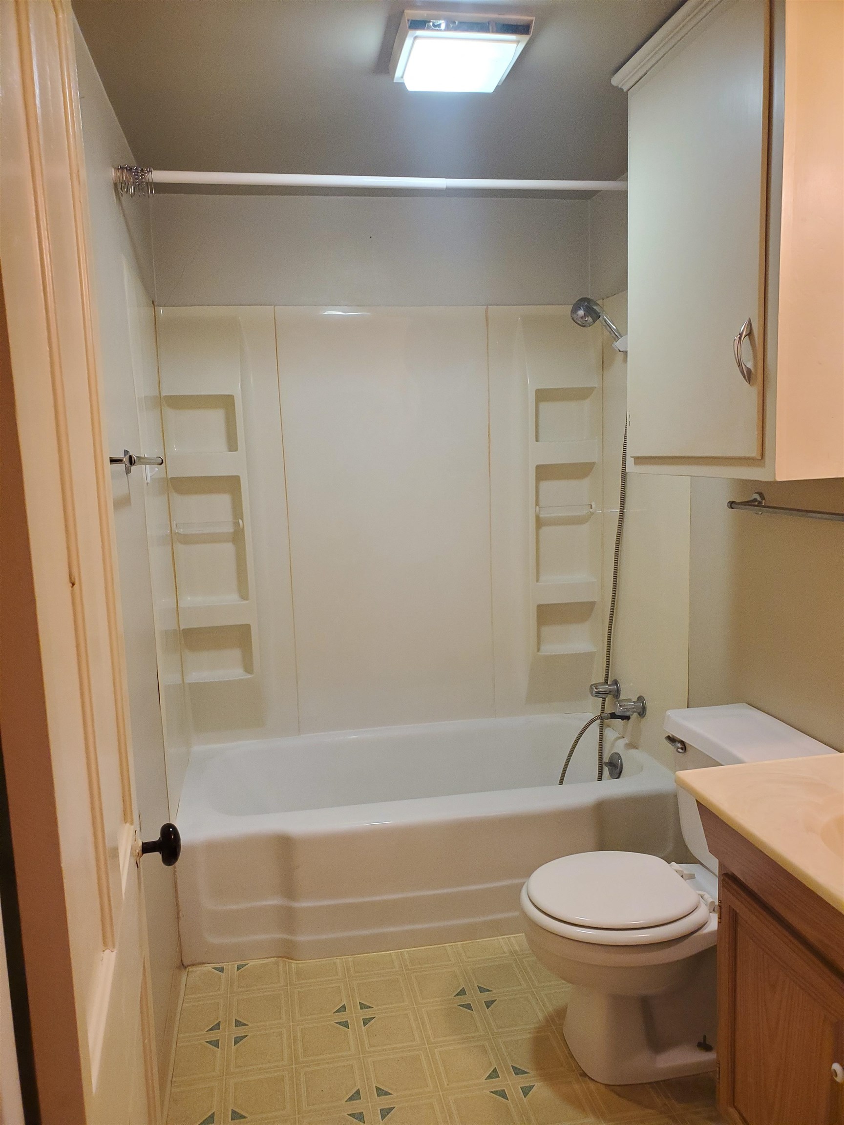 400 North 4th Street Oregon, IL 61061 - Photo 21 of 24 a bathroom with a toilet and a shower