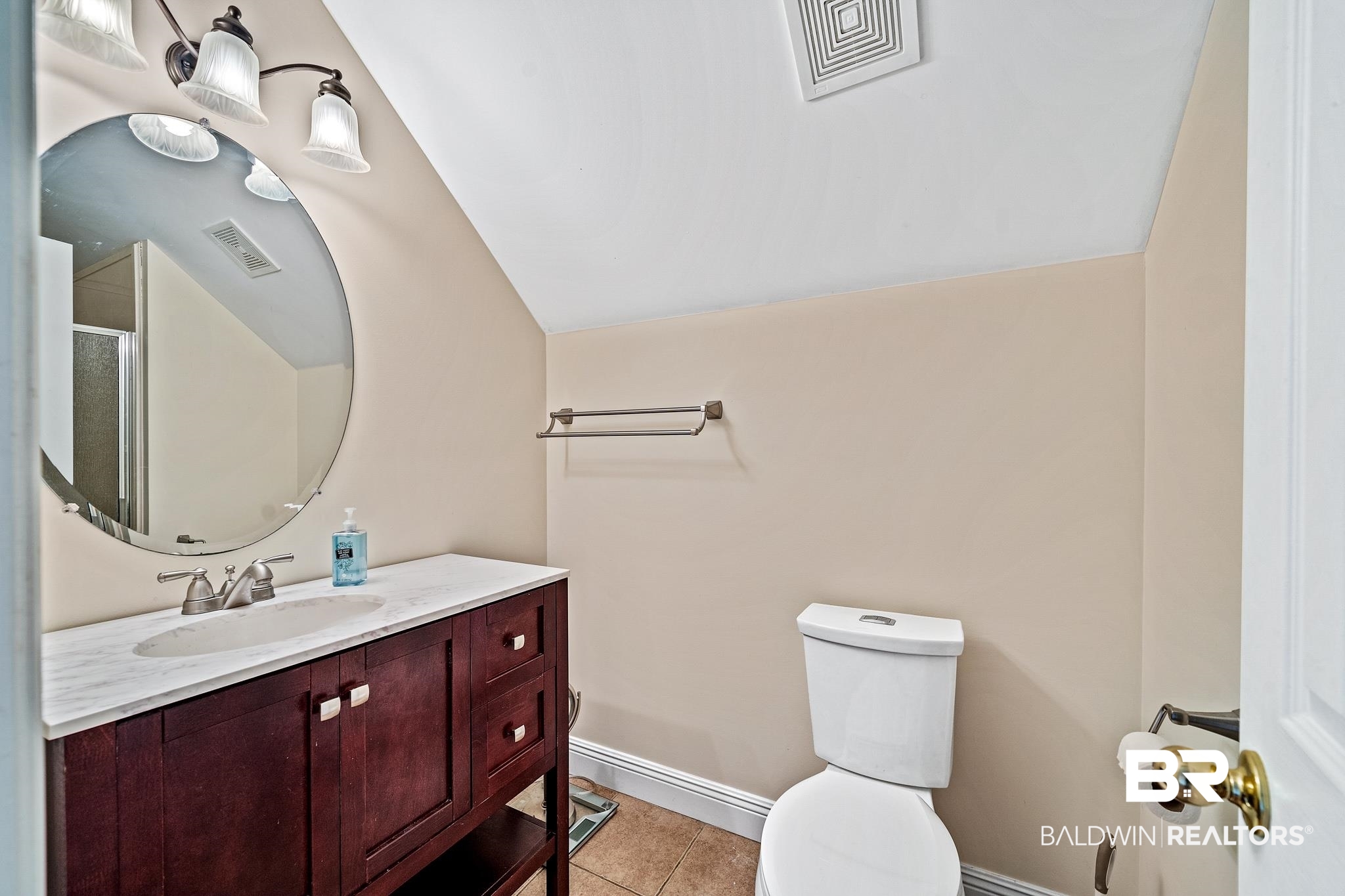 30120 Dolive Ridge Daphne, AL 36527 - Photo 28 of 37 Private Bath Bedroom 4