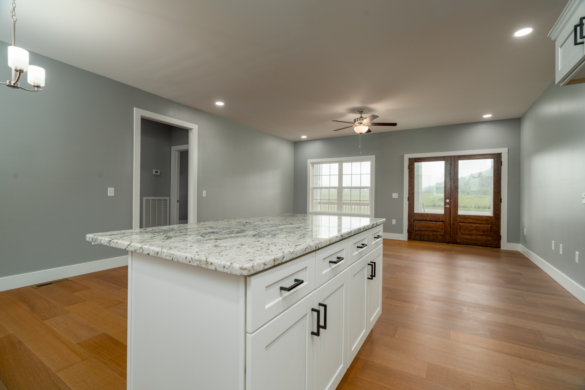 1238 Duck Pond Road Sparta, TN 38583 - Photo 4 of 31 Gallery Image 4