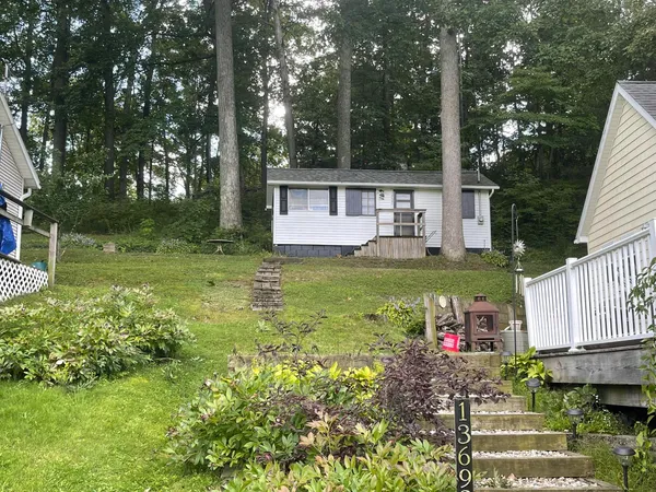 $45,000 | 13697 Lower Bayside Drive, Belding, MI 48809