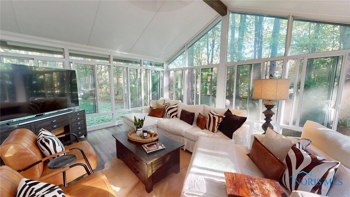 2609 Gradwohl Road Toledo, OH 43617 - Photo 13 of 44 Gallery Image 13