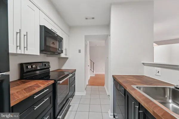 $384,900 | 7920 Chapel Cove Drive, Laurel, MD 20707