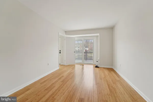 $384,900 | 7920 Chapel Cove Drive, Laurel, MD 20707