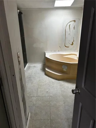 $175,000 | 7135 Northwest Kidder Road, Kidder, MO 64649