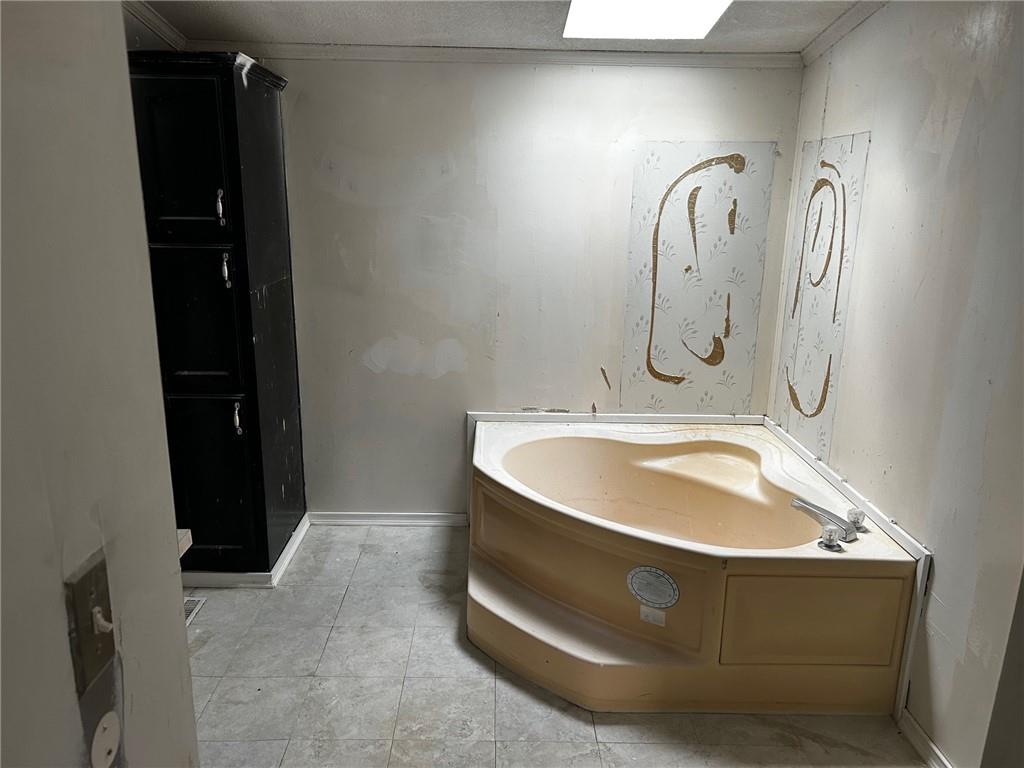 7135 Northwest Kidder Road Kidder, MO 64649 - Photo 12 of 24