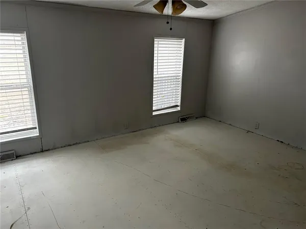 $175,000 | 7135 Northwest Kidder Road, Kidder, MO 64649