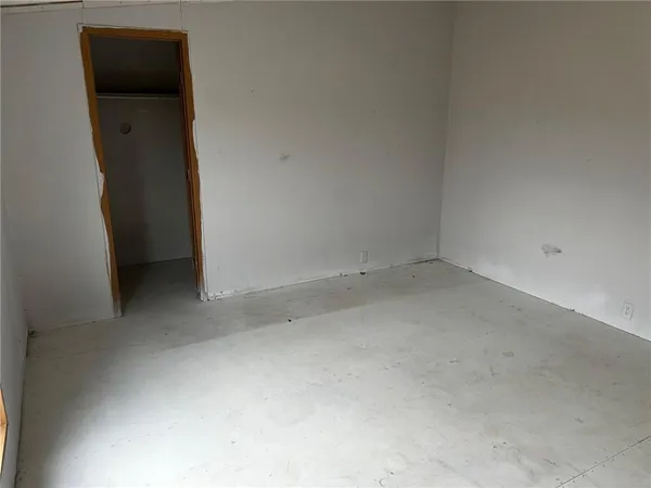 $175,000 | 7135 Northwest Kidder Road, Kidder, MO 64649