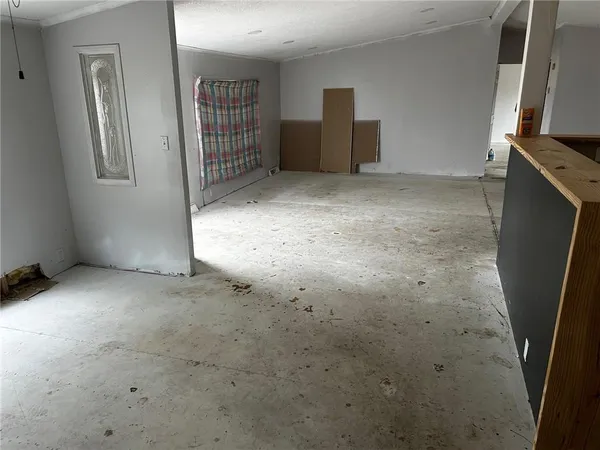 $175,000 | 7135 Northwest Kidder Road, Kidder, MO 64649