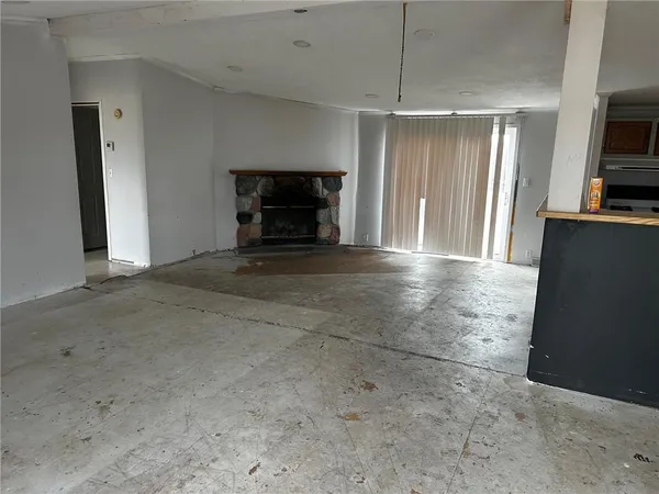 $175,000 | 7135 Northwest Kidder Road, Kidder, MO 64649