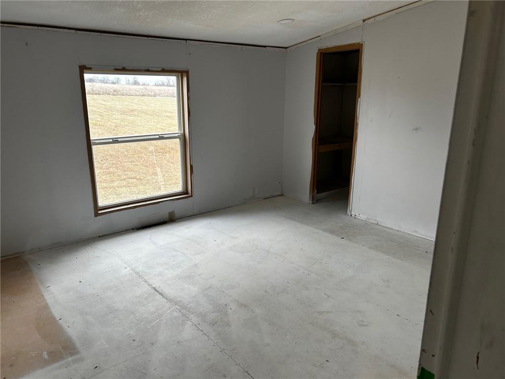 7135 Northwest Kidder Road Kidder, MO 64649 - Photo 9 of 24