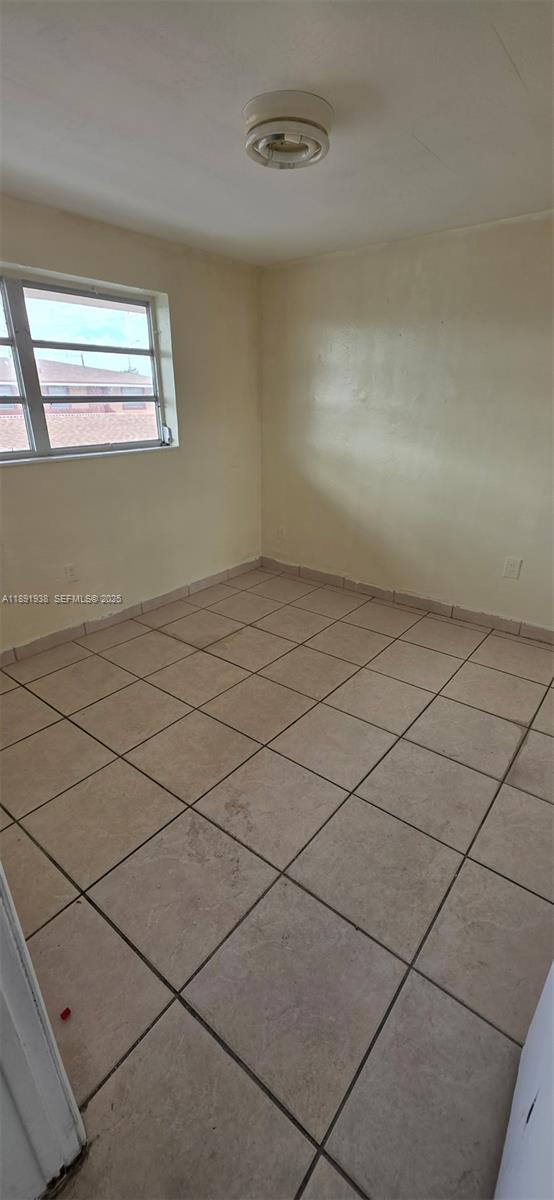 664 West 29th Street, Unit 2 Hialeah, FL 33012 - Photo 25 of 27