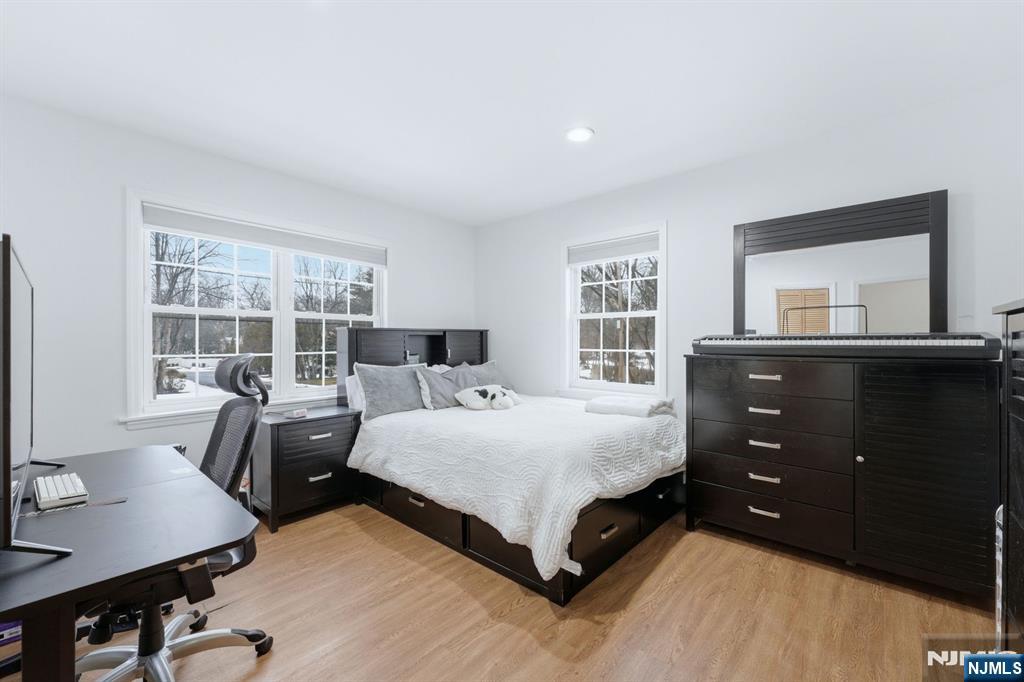 260 Hamilton Road Teaneck, NJ 07666 - Photo 20 of 50