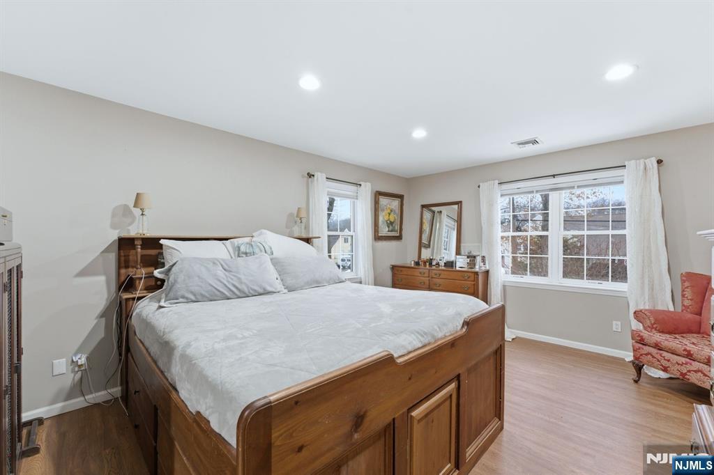 260 Hamilton Road Teaneck, NJ 07666 - Photo 26 of 50