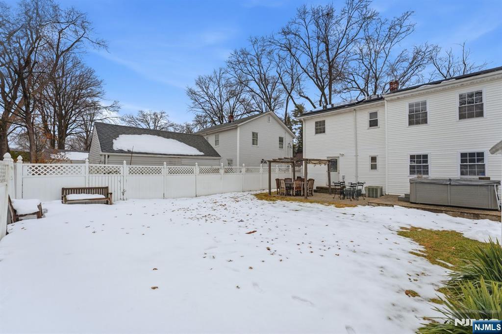 260 Hamilton Road Teaneck, NJ 07666 - Photo 40 of 50