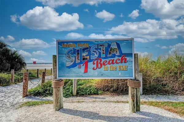 $8,500 | 5216 Calle De Costa Rica, Sarasota, FL 34242