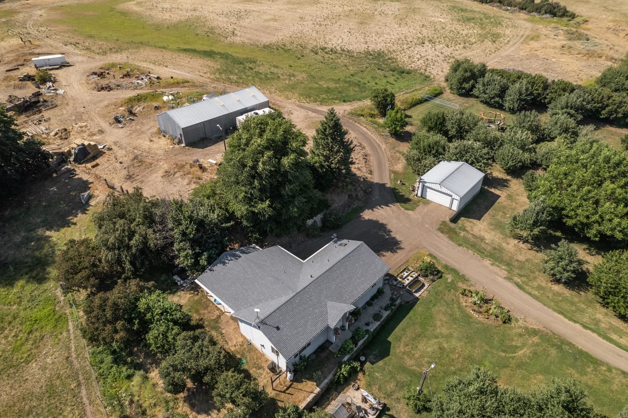 6215 North Wood Road Reardan, WA 99029 - Photo 2 of 50