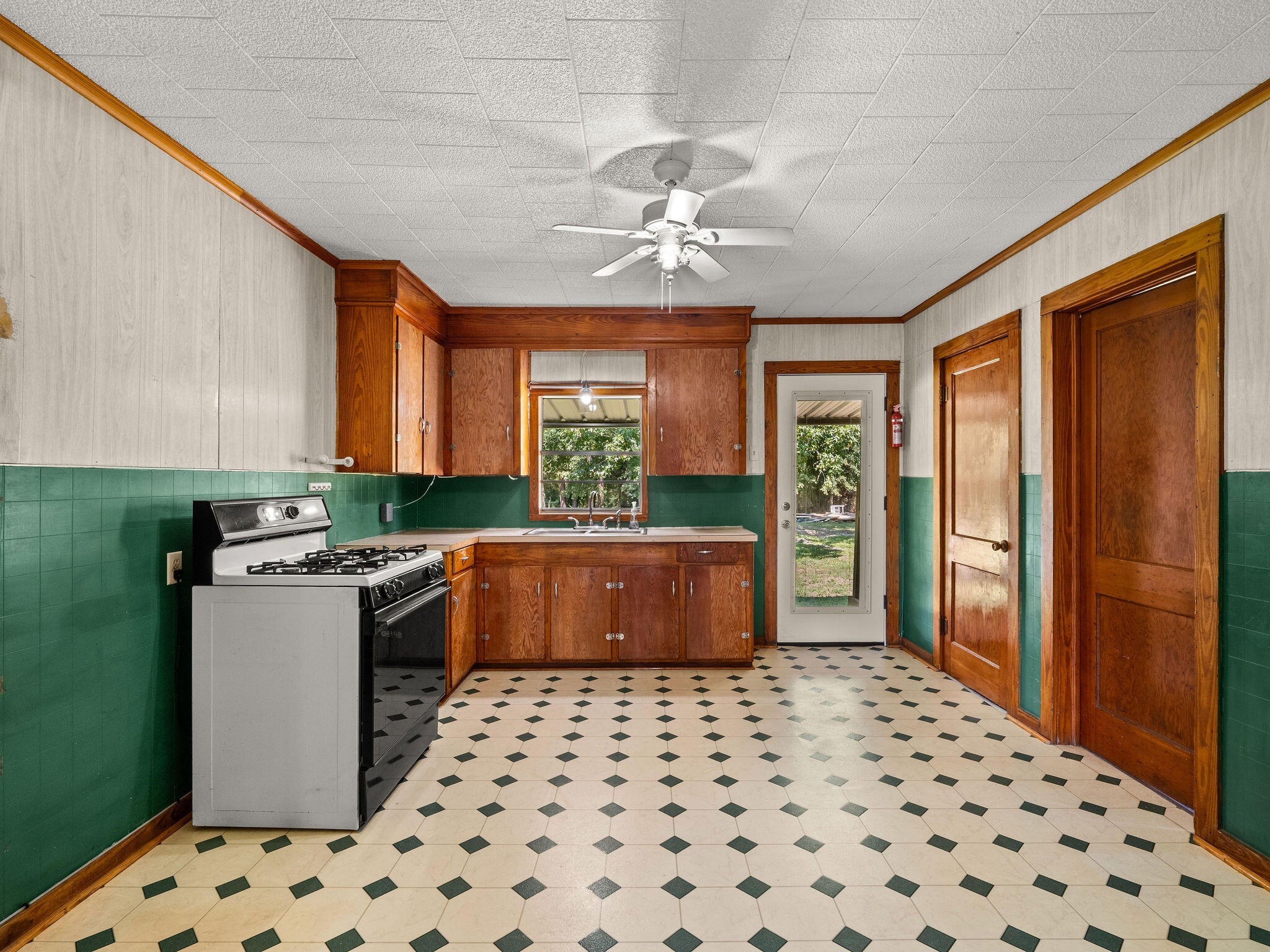 353 West Houston River Road Sulphur, LA 70663 - Photo 3 of 16 Gallery Image 3