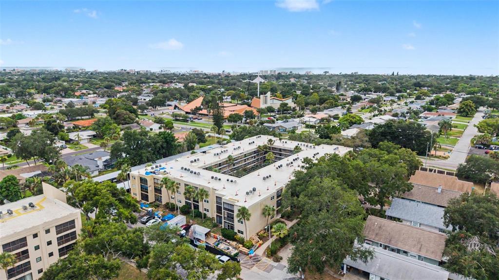 11485 Oakhurst Road, Unit 204 Largo, FL 33774 - Photo 27 of 31 Gallery Image 27