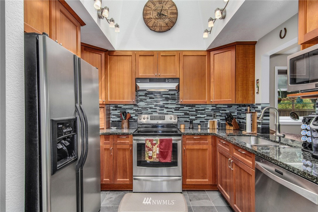 23317 12th Place West Bothell, WA 98021 - Photo 3 of 24