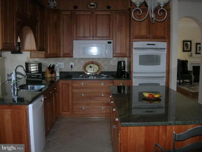 2673 Monocacy Ford Road Frederick, MD 21701 - Photo 4 of 17 Kitchen