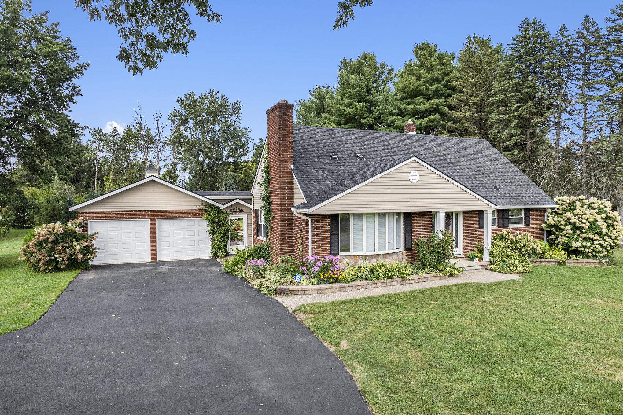 5056 Farrand Road Clio, MI 48420 - Photo 1 of 39 50153342-7c5c1648-84b2-47fd-bb83-baf2d7bff9a4.JPG