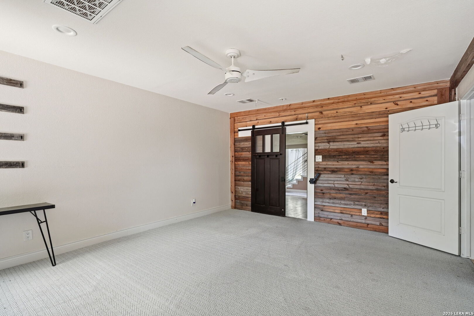 606 East Austin Street Luling, TX 78648 - Photo 10 of 38