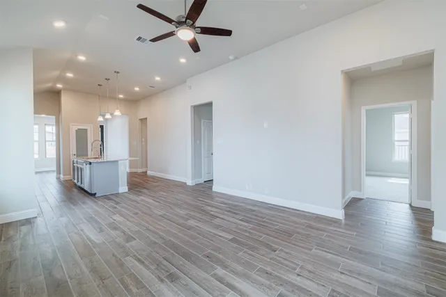 $2,800 | 12611 White Pelican Court, Cypress, TX 77433