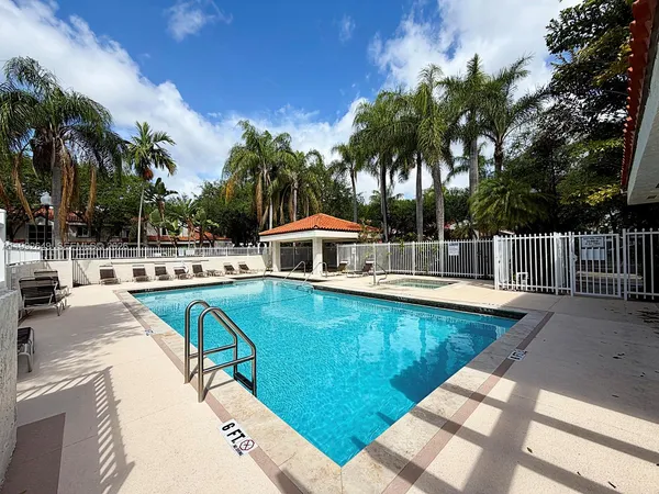 $2,900 | 7522 Southwest 109th Place, Unit 7522, Miami, FL 33173