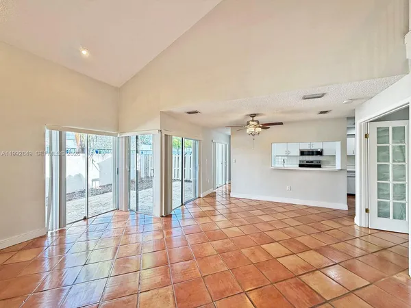 $2,900 | 7522 Southwest 109th Place, Unit 7522, Miami, FL 33173